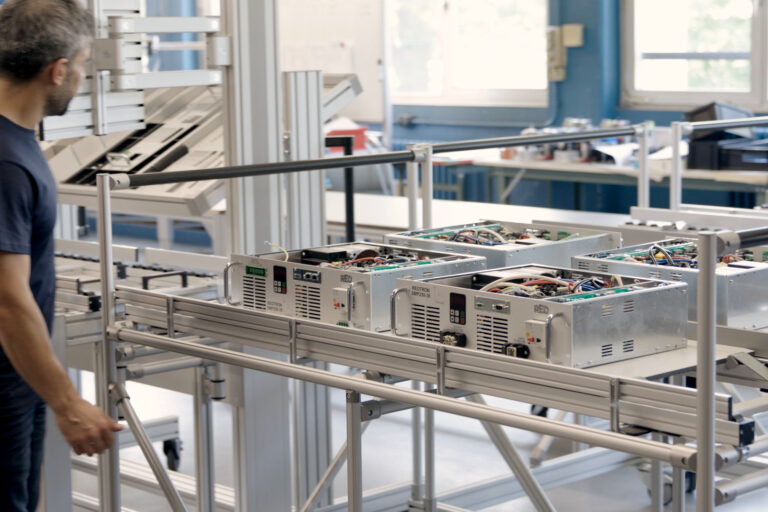Neue variable DC-Stromversorgung unterstützt elektrische Prüftechnik